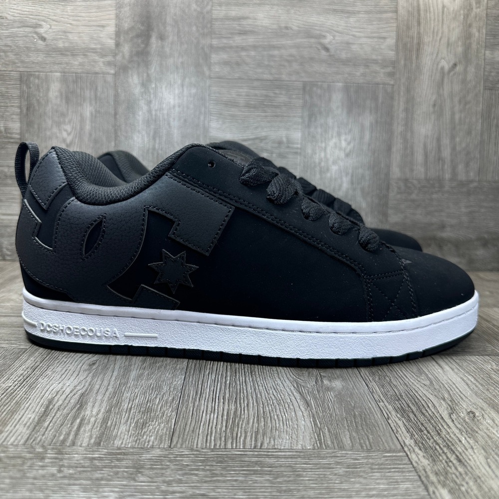 DC Court Graffik Sneakers Mens 12.5 Black Leather Skateboarding Shoes NEW